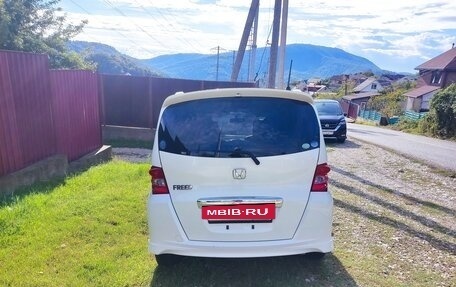 Honda Freed I, 2011 год, 990 000 рублей, 3 фотография