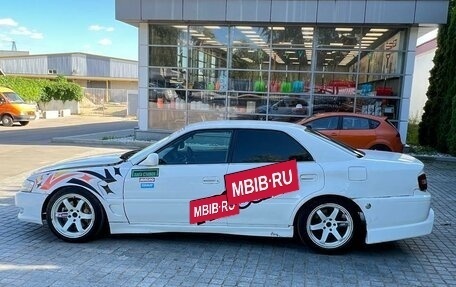 Toyota Chaser VI, 1998 год, 900 000 рублей, 2 фотография