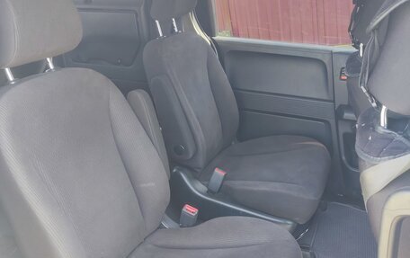 Honda Freed I, 2011 год, 990 000 рублей, 6 фотография