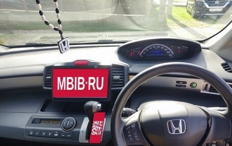 Honda Freed I, 2011 год, 990 000 рублей, 8 фотография