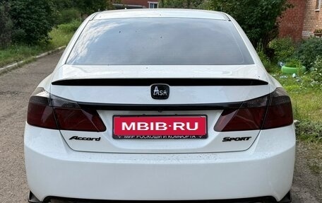 Honda Accord IX рестайлинг, 2013 год, 1 250 000 рублей, 2 фотография