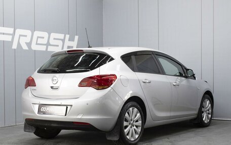 Opel Astra J, 2011 год, 660 000 рублей, 2 фотография
