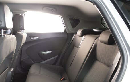 Opel Astra J, 2011 год, 660 000 рублей, 9 фотография