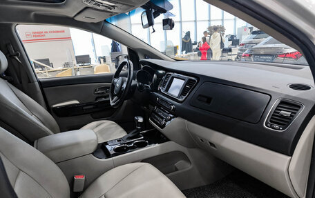 KIA Carnival III, 2020 год, 3 099 000 рублей, 13 фотография