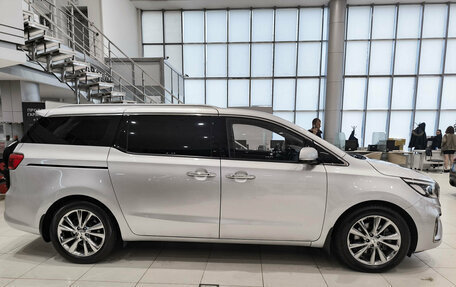 KIA Carnival III, 2020 год, 3 099 000 рублей, 5 фотография