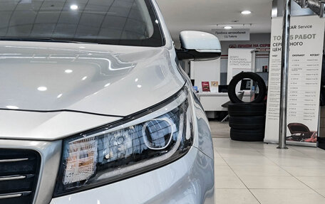 KIA Carnival III, 2020 год, 3 099 000 рублей, 21 фотография
