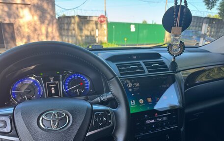 Toyota Camry, 2015 год, 2 300 000 рублей, 14 фотография