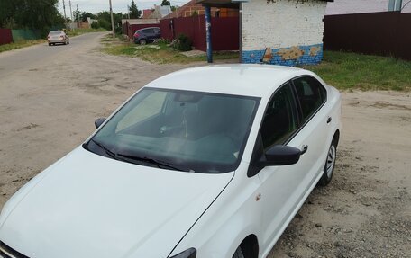 Volkswagen Polo VI (EU Market), 2019 год, 750 000 рублей, 2 фотография