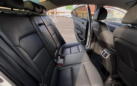 Hyundai Elantra VI рестайлинг, 2019 год, 1 550 000 рублей, 12 фотография