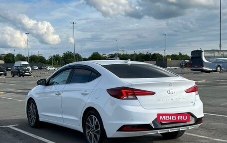 Hyundai Elantra VI рестайлинг, 2019 год, 1 550 000 рублей, 4 фотография