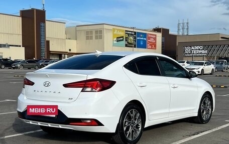 Hyundai Elantra VI рестайлинг, 2019 год, 1 550 000 рублей, 6 фотография