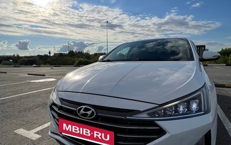 Hyundai Elantra VI рестайлинг, 2019 год, 1 550 000 рублей, 9 фотография