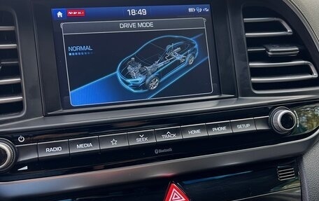Hyundai Elantra VI рестайлинг, 2019 год, 1 550 000 рублей, 13 фотография