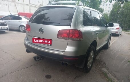 Volkswagen Touareg III, 2006 год, 785 000 рублей, 2 фотография