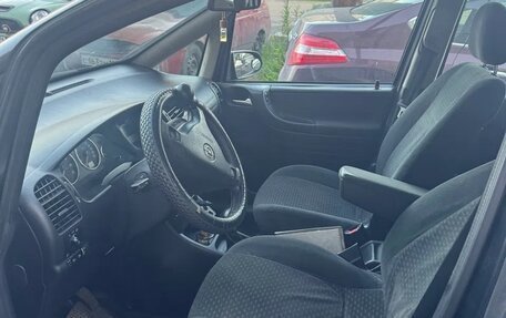 Opel Zafira A рестайлинг, 2003 год, 220 000 рублей, 4 фотография