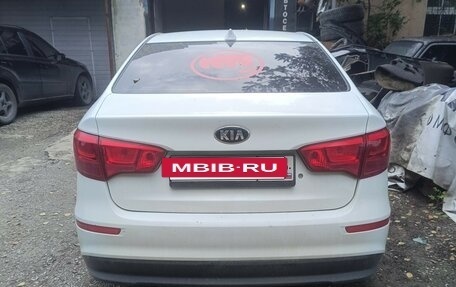 KIA Rio III рестайлинг, 2015 год, 730 000 рублей, 2 фотография