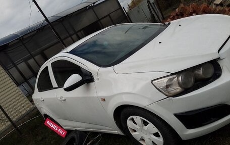 Chevrolet Aveo III, 2012 год, 300 000 рублей, 2 фотография