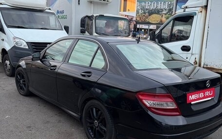 Mercedes-Benz C-Класс, 2010 год, 700 000 рублей, 2 фотография