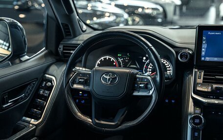 Toyota Land Cruiser, 2021 год, 8 990 000 рублей, 15 фотография