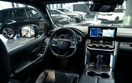 Toyota Land Cruiser, 2021 год, 8 990 000 рублей, 13 фотография