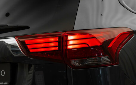 Mitsubishi Outlander III рестайлинг 3, 2015 год, 1 880 000 рублей, 20 фотография