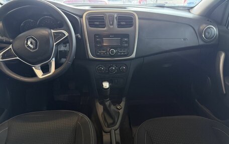 Renault Logan II, 2022 год, 855 000 рублей, 9 фотография