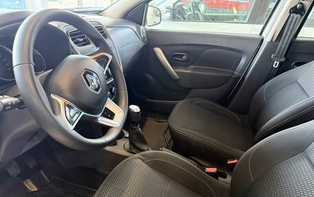 Renault Logan II, 2022 год, 855 000 рублей, 7 фотография