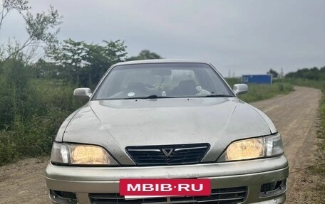 Toyota Vista, 1984 год, 180 000 рублей, 3 фотография