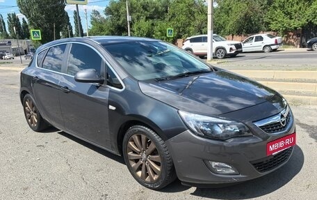 Opel Astra J, 2010 год, 650 000 рублей, 12 фотография