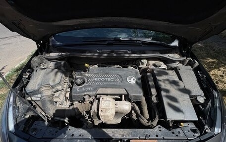 Opel Astra J, 2010 год, 650 000 рублей, 21 фотография