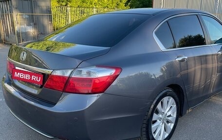 Honda Accord IX рестайлинг, 2013 год, 830 000 рублей, 5 фотография