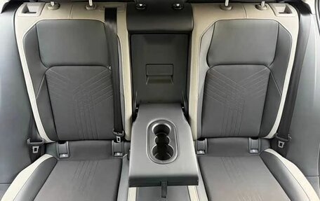 Volkswagen Golf VIII, 2022 год, 1 900 000 рублей, 16 фотография