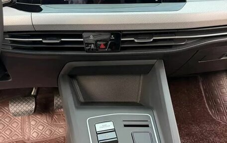 Volkswagen Golf VIII, 2022 год, 1 900 000 рублей, 18 фотография