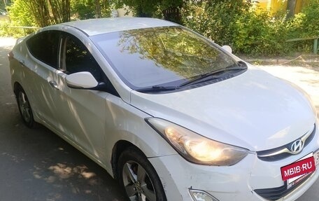 Hyundai Avante, 2010 год, 970 000 рублей, 2 фотография