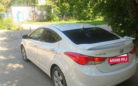 Hyundai Avante, 2010 год, 970 000 рублей, 6 фотография