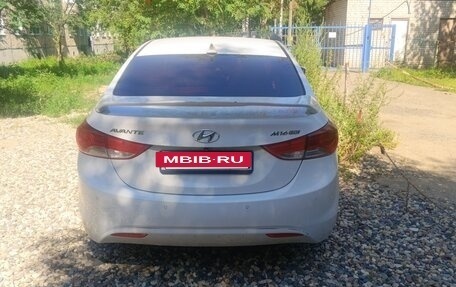 Hyundai Avante, 2010 год, 970 000 рублей, 4 фотография