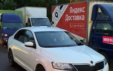 Skoda Rapid I, 2017 год, 450 000 рублей, 7 фотография