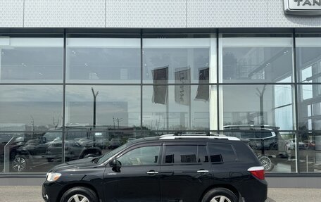 Toyota Highlander III, 2008 год, 1 080 000 рублей, 2 фотография
