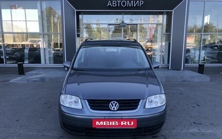 Volkswagen Touran III, 2006 год, 450 000 рублей, 2 фотография