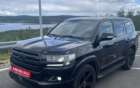 Toyota Land Cruiser 200, 2010 год, 2 698 000 рублей, 3 фотография