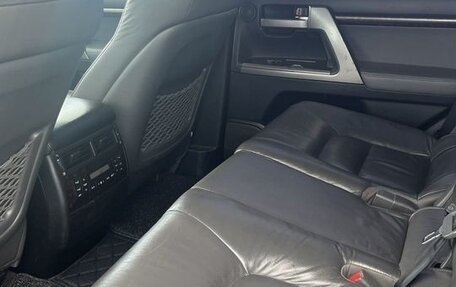 Toyota Land Cruiser 200, 2010 год, 2 698 000 рублей, 15 фотография