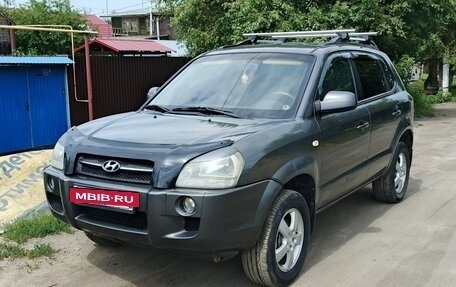 Hyundai Tucson III, 2007 год, 795 000 рублей, 2 фотография