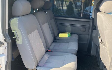 Volkswagen Caravelle T5, 2013 год, 2 600 000 рублей, 7 фотография