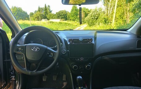 Hyundai Solaris II рестайлинг, 2014 год, 830 000 рублей, 7 фотография