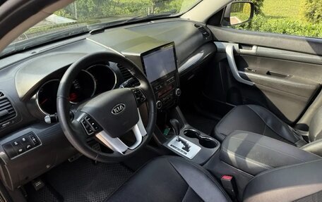 KIA Sorento II рестайлинг, 2009 год, 940 000 рублей, 21 фотография