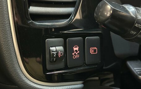 Mitsubishi Outlander III рестайлинг 3, 2012 год, 1 220 000 рублей, 10 фотография