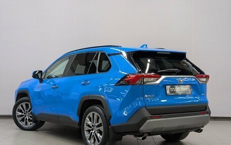 Toyota RAV4, 2020 год, 2 999 000 рублей, 4 фотография