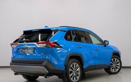 Toyota RAV4, 2020 год, 2 999 000 рублей, 19 фотография