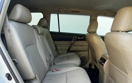 Toyota Highlander III, 2012 год, 1 870 000 рублей, 11 фотография