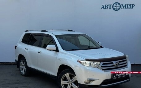 Toyota Highlander III, 2012 год, 1 870 000 рублей, 3 фотография